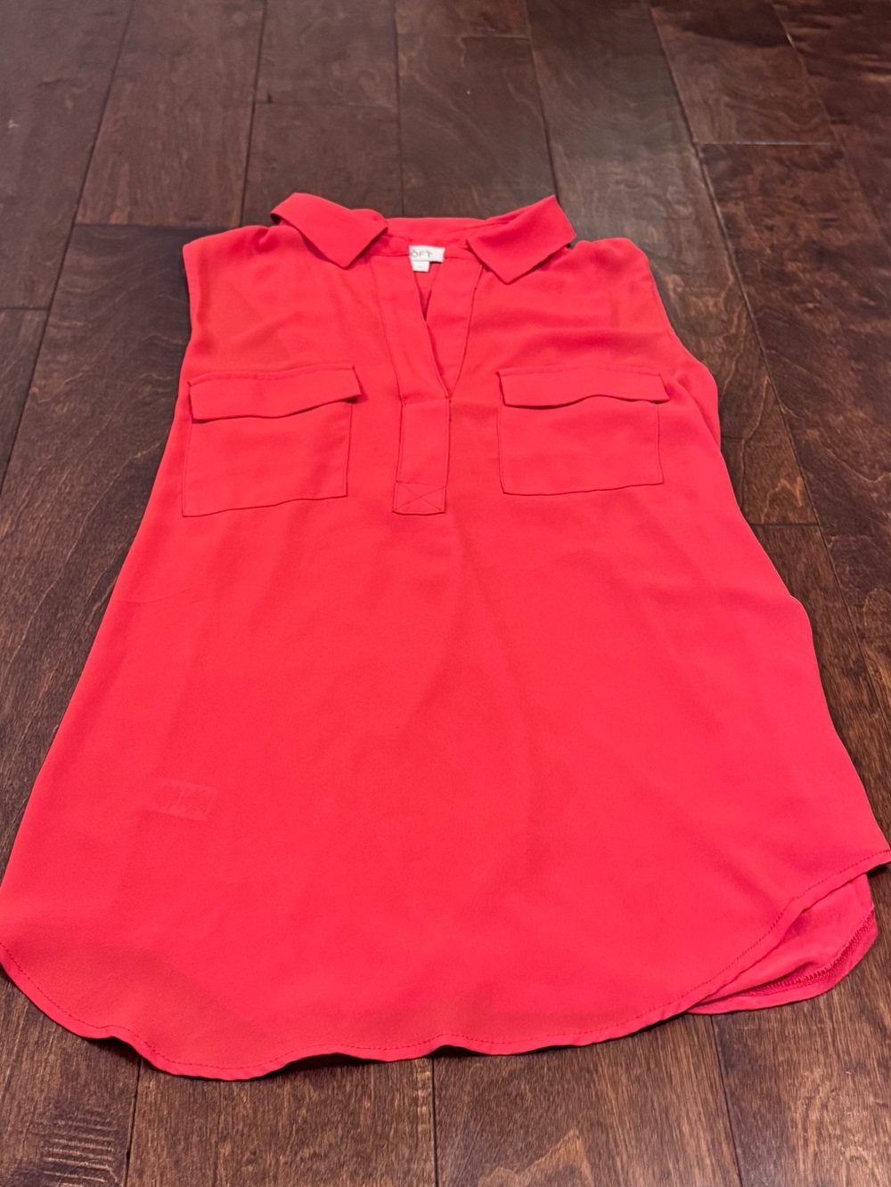 LOFT Orange Red Sleeveless Button Down Blouse Front Pockets